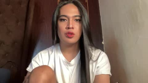 callmecindy online show from May 1, 7:02 am