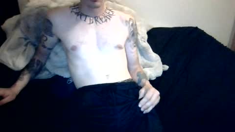 fancy_pantsyz online show from June 18, 2:17 am