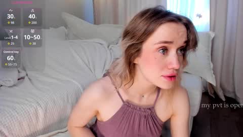 fancyamelia online show from March 7, 11:43 am