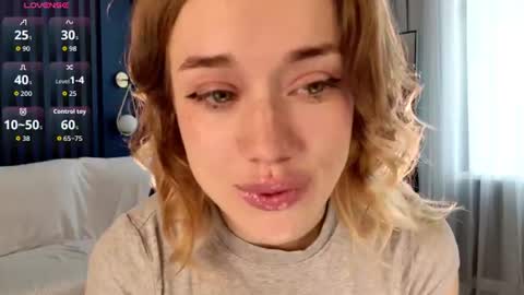 fancyamelia online show from June 15, 3:26 pm