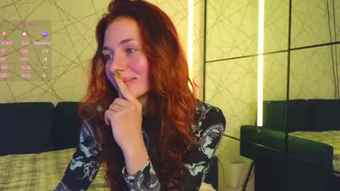 fancymeee online show from May 1, 8:36 pm