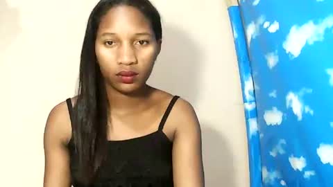Snapshot of faniriah27 chatting on October 8, 8:48 pm faniriah27 online show from October 8, 8:48 pm