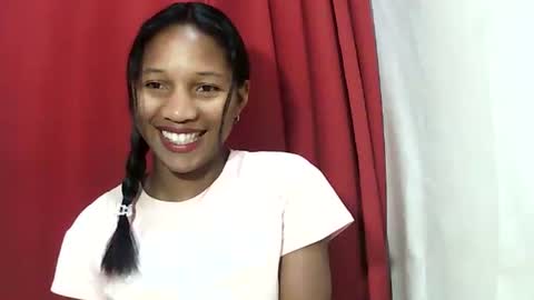 Snapshot of faniriah27 chatting on September 23, 7:13 am faniriah27 online show from September 23, 7:13 am