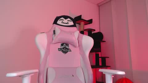  Fantasma.  online show from January 13, 1:13 am