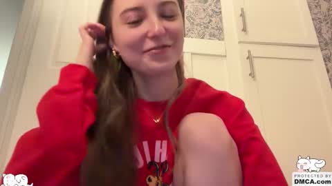 Ella online show from January 8, 1:22 am