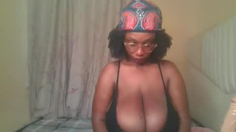 Fantasy melons online show from February 4, 7:12 am