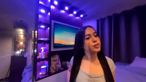 AMANDA  online show from May 14, 7:01 pm
