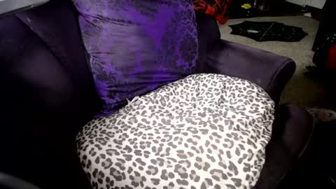 Farrah online show from June 17, 3:11 am