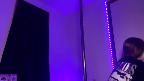 Nat online show from March 5, 11:49 pm