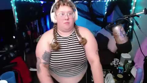 FatVeronica online show from February 4, 4:15 am