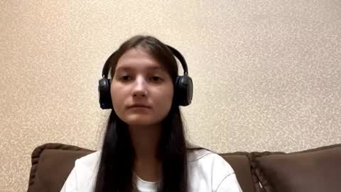 Aurora 18yo online show from October 19, 10:09 am
