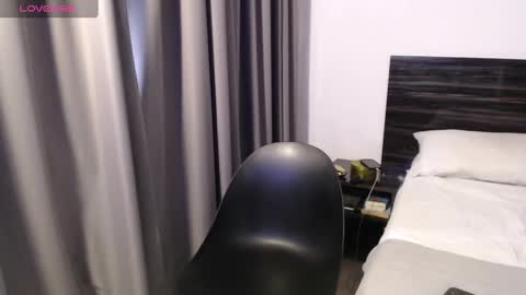 Snapshot of faustosaenz chatting on March 10, 1:10 pm FAUSTO online show from March 10, 1:10 pm