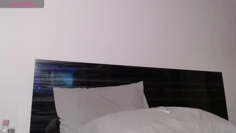 Snapshot of faustosaenz chatting on February 12, 10:26 pm FAUSTO online show from February 12, 10:26 pm