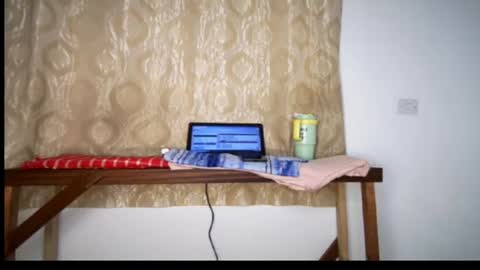 favgal online show from July 26, 5:05 am