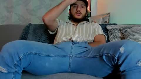 favid95 online show from October 25, 9:26 pm