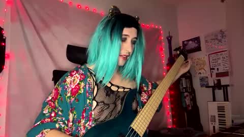 faye_demur online show from December 6, 3:35 am