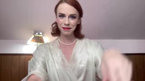 Faye Holloway online show from December 3, 1:36 am