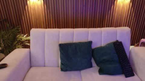 Feelena online show from November 14, 7:27 pm