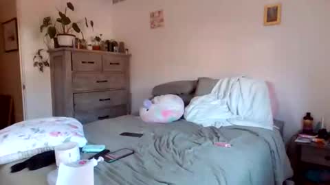 Soley online show from March 8, 9:19 pm