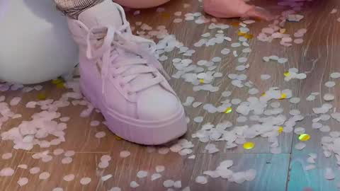 FeetVibe online show from November 13, 1:58 pm