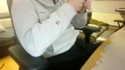 fem_alice_louis_dom online show from December 21, 1:10 pm