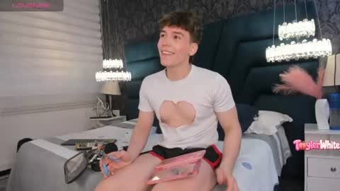 Femboy Max online show from July 9, 11:58 am