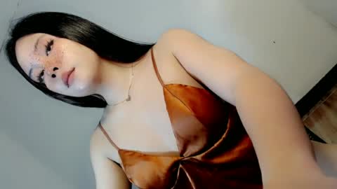 elle online show from July 7, 1:40 am