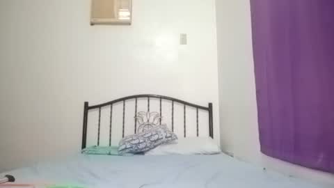 kaylee online show from June 15, 1:52 am