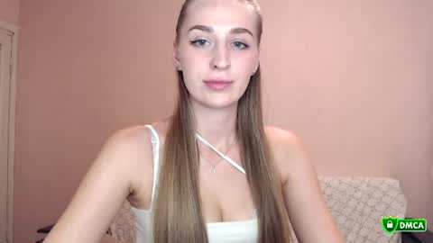 Femke online show from July 1, 8:17 pm
