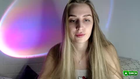 Femke online show from December 19, 11:11 pm