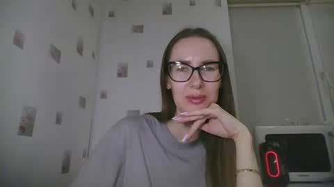 feraliss online show from March 27, 6:42 pm