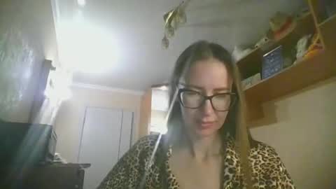 feraliss online show from November 29, 11:51 am