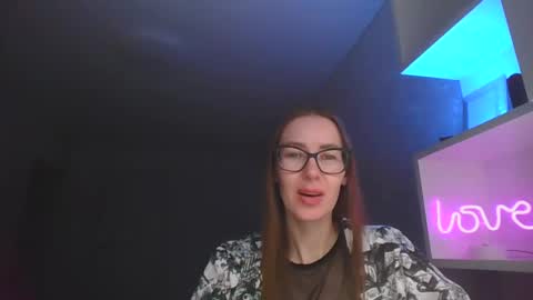 feraliss online show from March 29, 4:19 pm