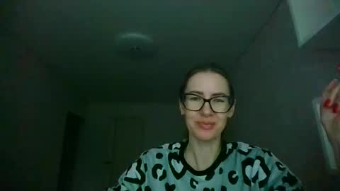 feraliss online show from May 26, 11:16 am