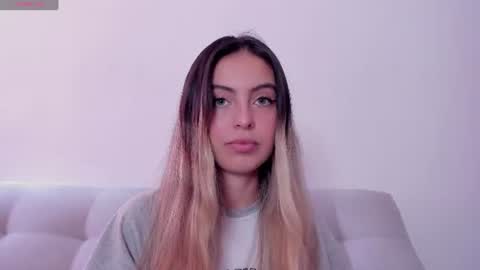 fernanda  online show from June 16, 3:38 pm