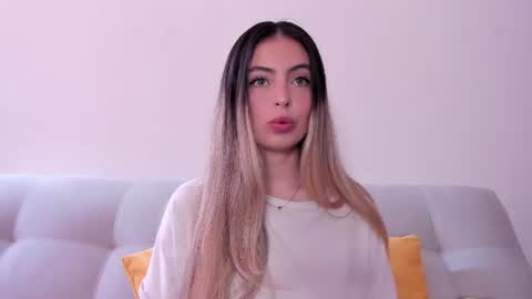 fernanda  online show from June 22, 4:03 pm