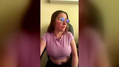Fernanda Diaz online show from June 19, 9:32 pm