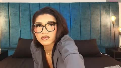 fernanda online show from May 5, 3:35 am