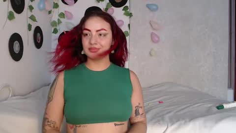 scarlet shelby online show from December 26, 9:15 pm