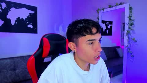 Snapshot of fher_rivers2 chatting on October 11, 7:17 pm Fher Rivers online show from October 11, 7:17 pm