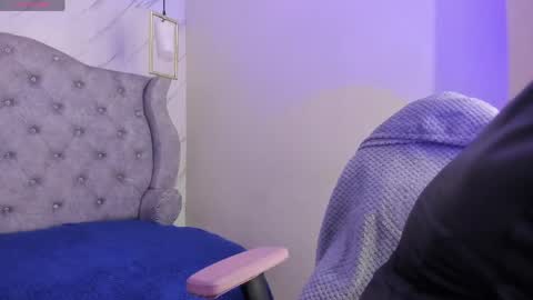   online show from May 2, 8:03 pm