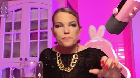 Lady online show from April 30, 8:57 pm