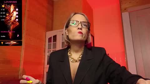 Lady online show from December 17, 9:21 pm