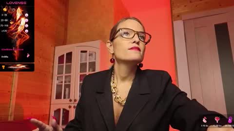 Lady online show from December 22, 9:21 pm