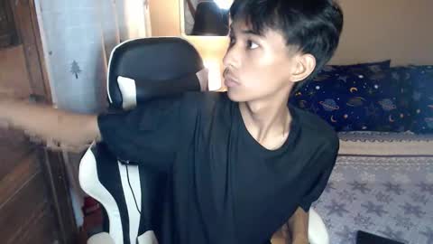 fineboii_rey18 online show from September 10, 6:47 am