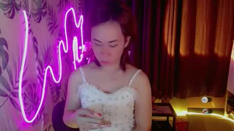 finestgodes_aki online show from March 17, 8:52 am