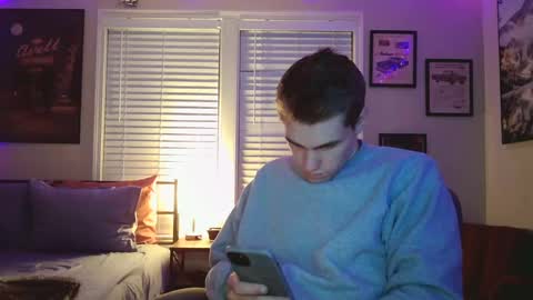 Snapshot of finnabun33 chatting on February 15, 2:47 am Jake I am Bicurious online show from February 15, 2:47 am