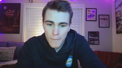 Snapshot of finnabun33 chatting on February 12, 11:51 pm Jake I am Bicurious online show from February 12, 11:51 pm