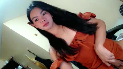 FIONA online show from April 27, 5:21 pm