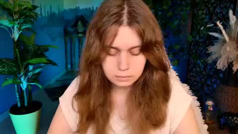 fiora online show from June 26, 5:13 am